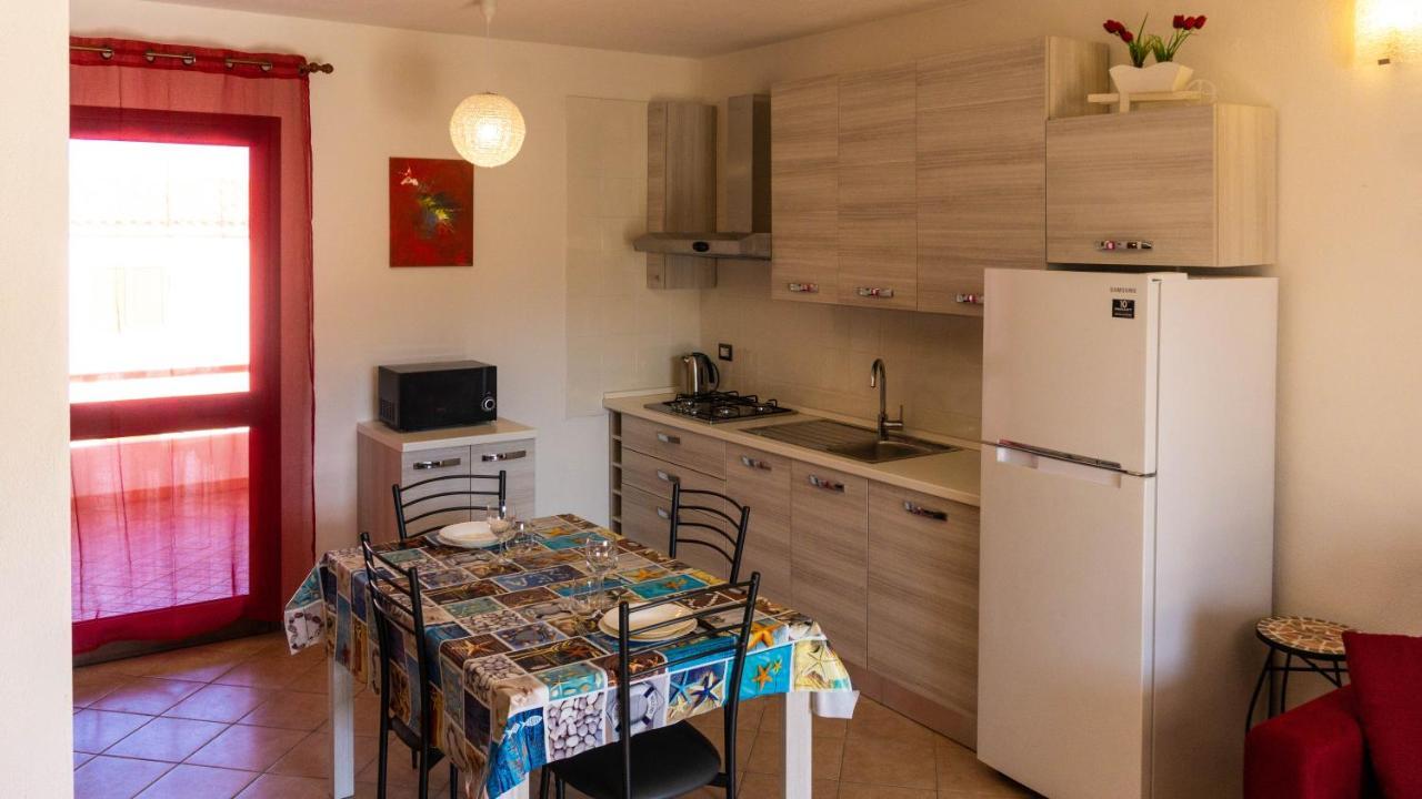 Appartamento Sette Posti Vicino Al Centro Di San Teodoro San Teodoro  Dış mekan fotoğraf