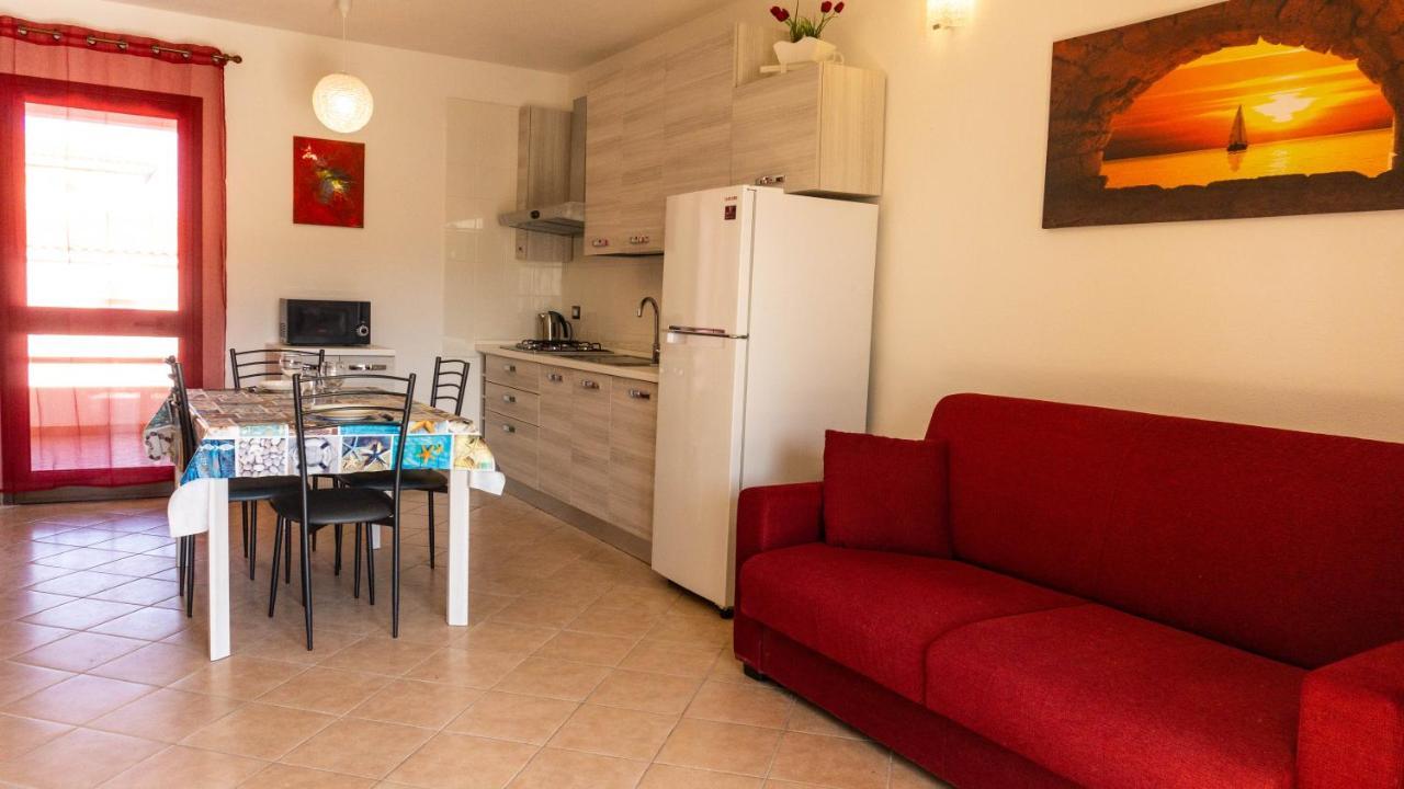 Appartamento Sette Posti Vicino Al Centro Di San Teodoro San Teodoro  Dış mekan fotoğraf
